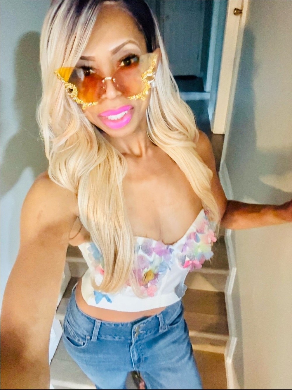 You Give me Butterflies 🦋 Top - Picture 10 of 12